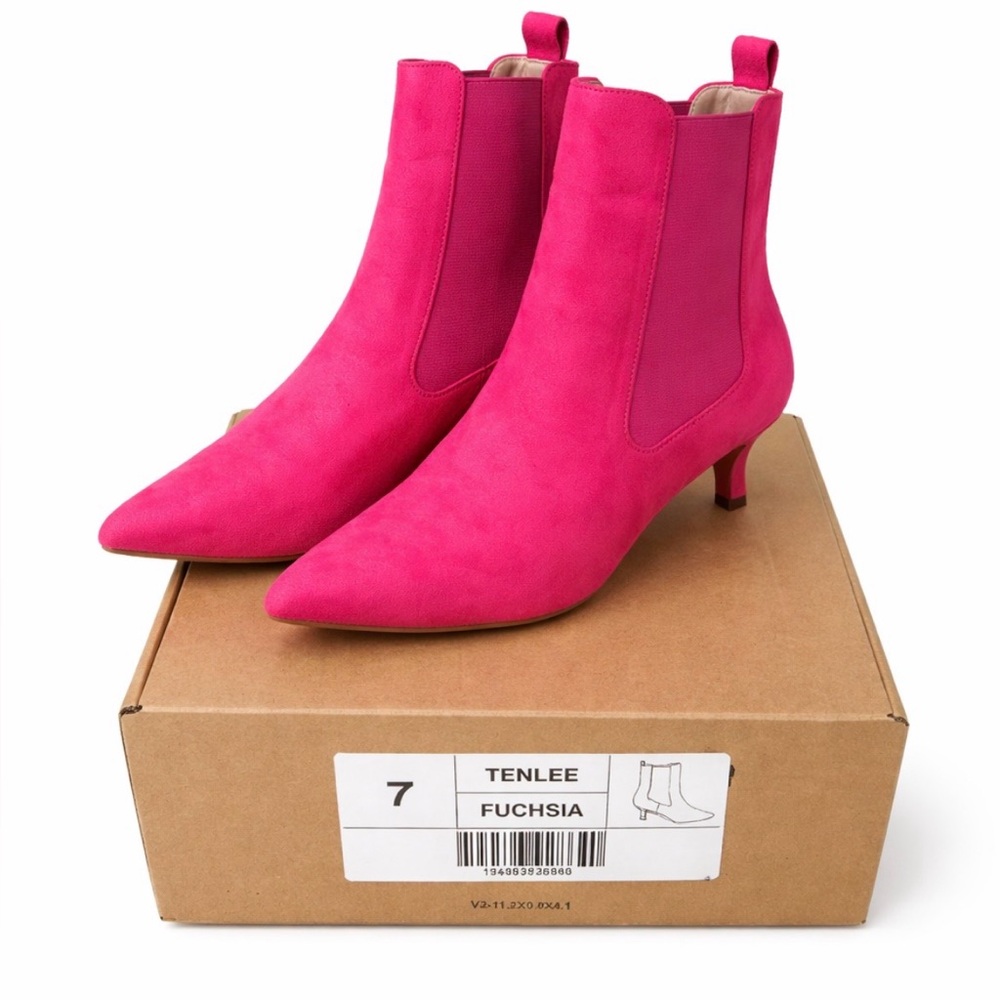 Tenlee Fuchsia Ankle Booties – Size 7 – New with Box